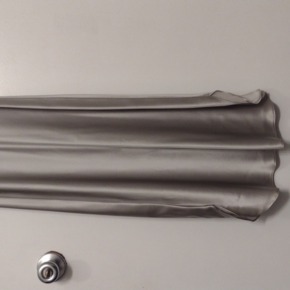 NEW NWOT Nili Lotan 100% Silk Short Cami Dress Pale Silver Silk Size Medium - Picture 13 of 16